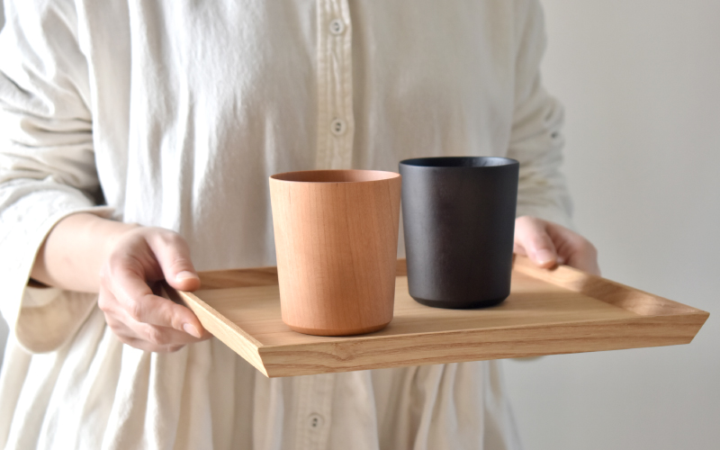 木製デザイン雑貨ブランド「Hacoa」食卓に温もりを添える天然木チェリーのコップ「Wooden Cup」