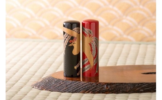 彫り士と蒔絵士の技術の融合『蒔絵印鑑18mm（鳳凰・昇龍）』 黒色　鳳凰