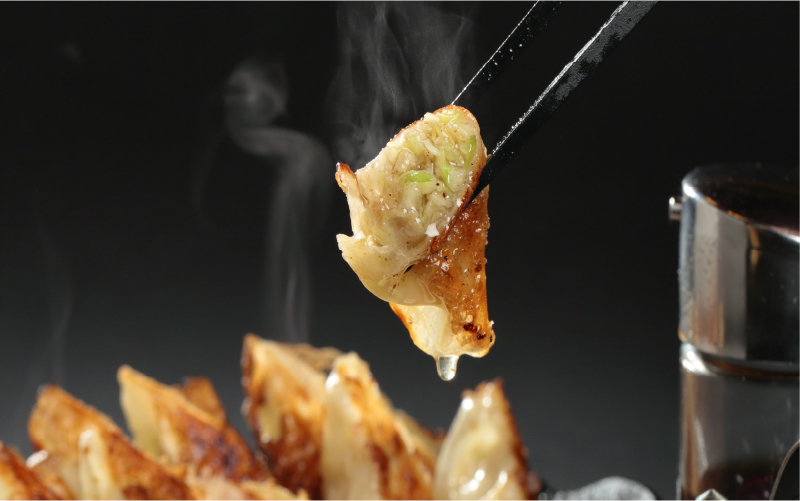 ジャパンフードセレクション2023年11月【最高賞グランプリ】を受賞！「豚かしら肉の御園餃子」を含む【国産冷凍生餃子】豚、カニ、甘えび、まいたけ！【福井のご当地餃子食べ比べセット４８粒入り】