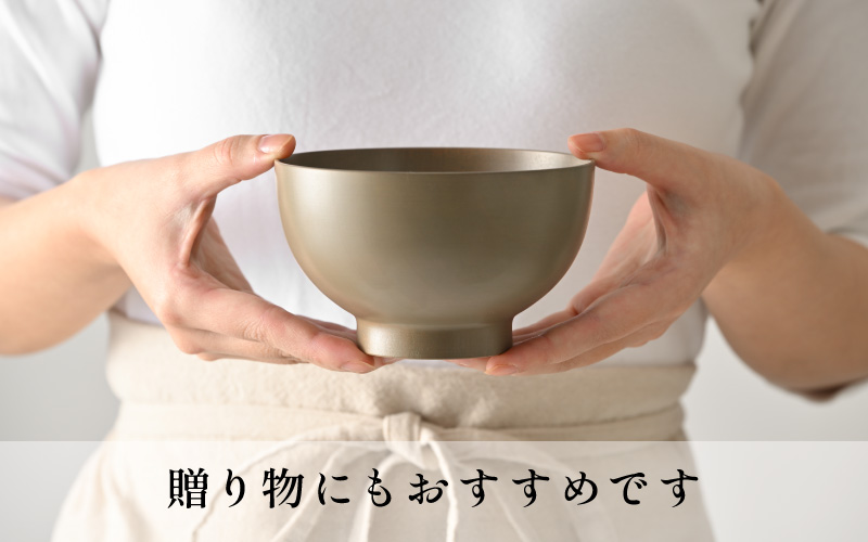 【選べる4色】木の風合いを楽しむカラフルなお椀 「漆琳堂の色拭き漆椀」